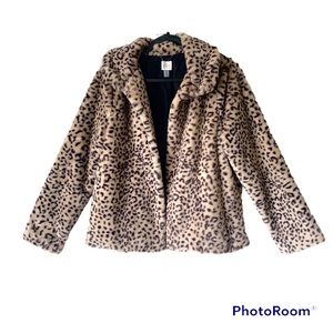 Cupid Collar Faux Fur Leopard Print Jacket Size M.